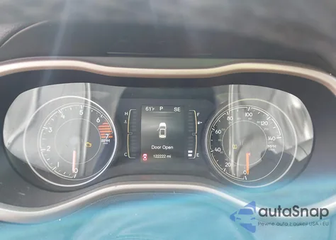 2017 Jeep Cherokee Altitude Fwd from USA, damaged, VIN 1C4PJLAB1HD240854